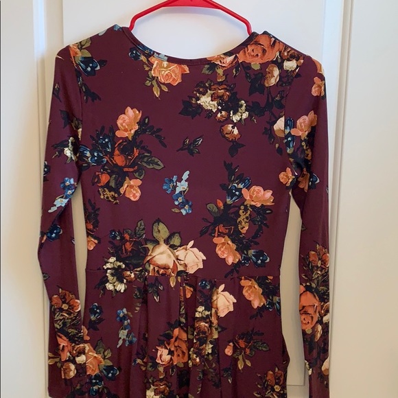 Floral Long Sleeve Dress - Picture 5 of 7